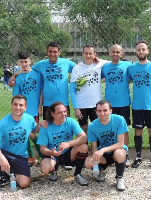 Un calcio alla palla per abbattere i muri della diversità 