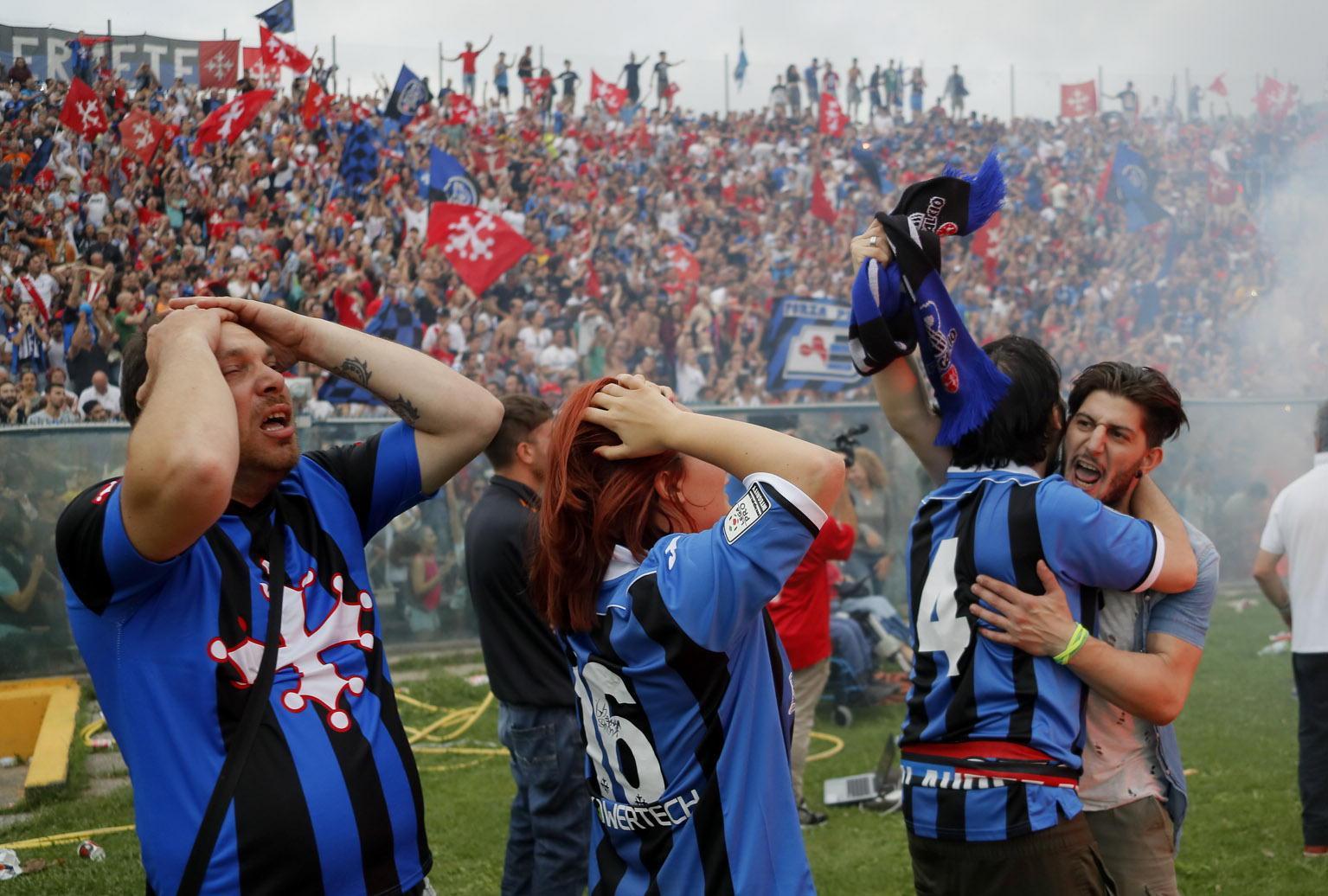 Il Pisa è in B: la festa all'Arena (foto Muzzi)