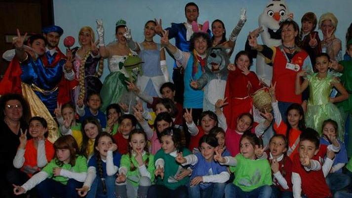 I Piccoli Cantori si esibiscono a Genova nelle corsie del Gaslini
