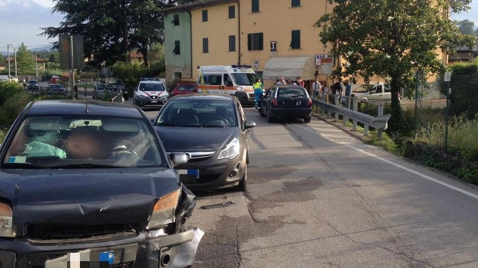Tre donne ferite in un tamponamento