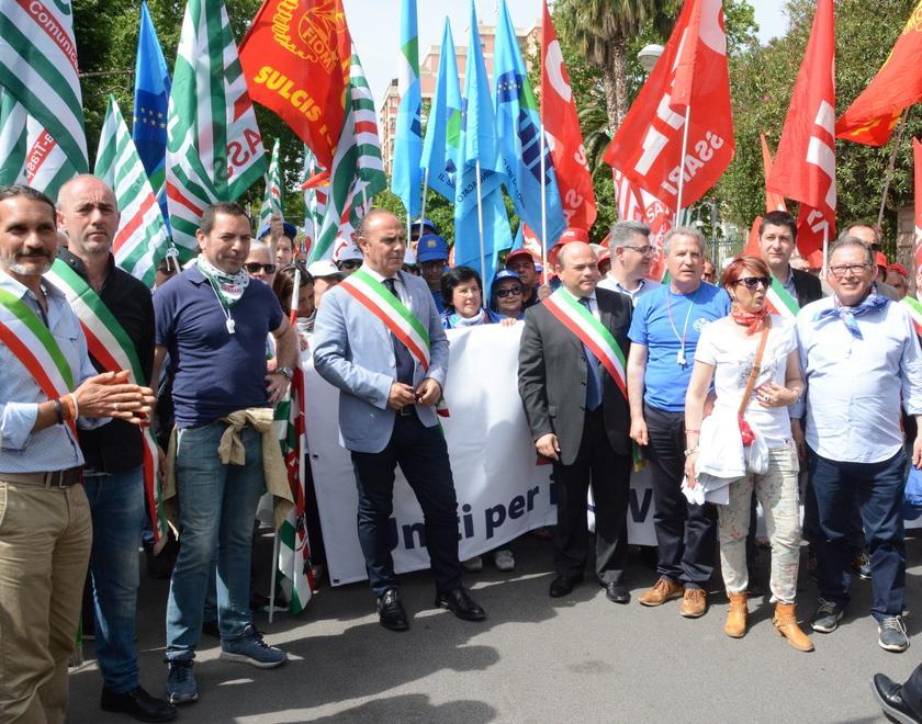 Cgil, Cisl e Uil chiedono un incontro con Nicola Sanna 