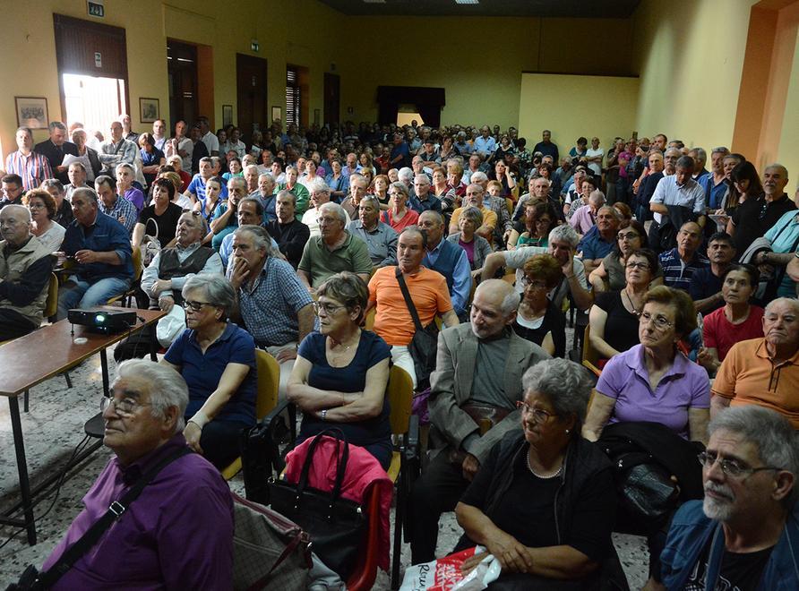 Oristano, mille firme contro l’ente 