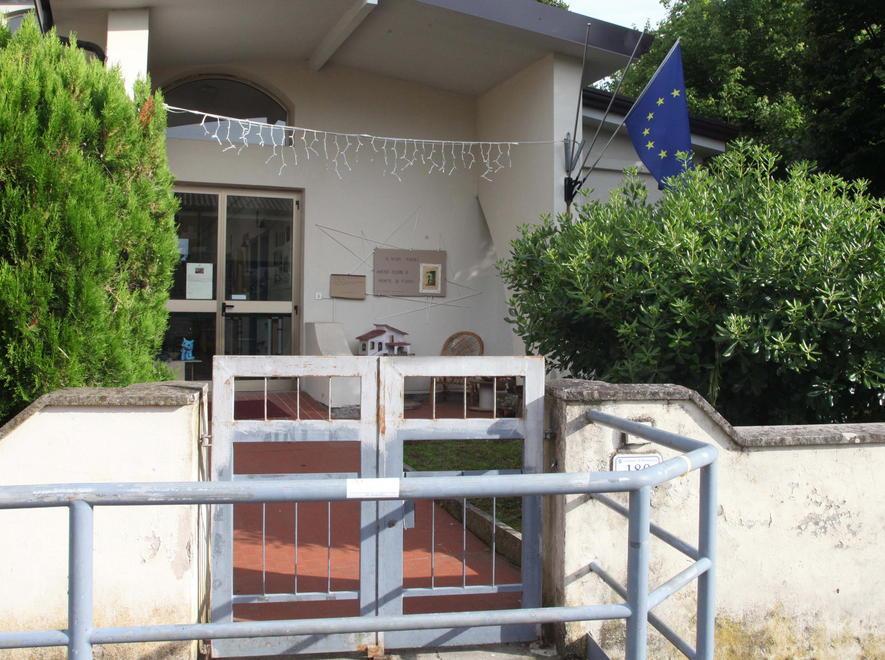 Centomila euro per i lavori a scuola 