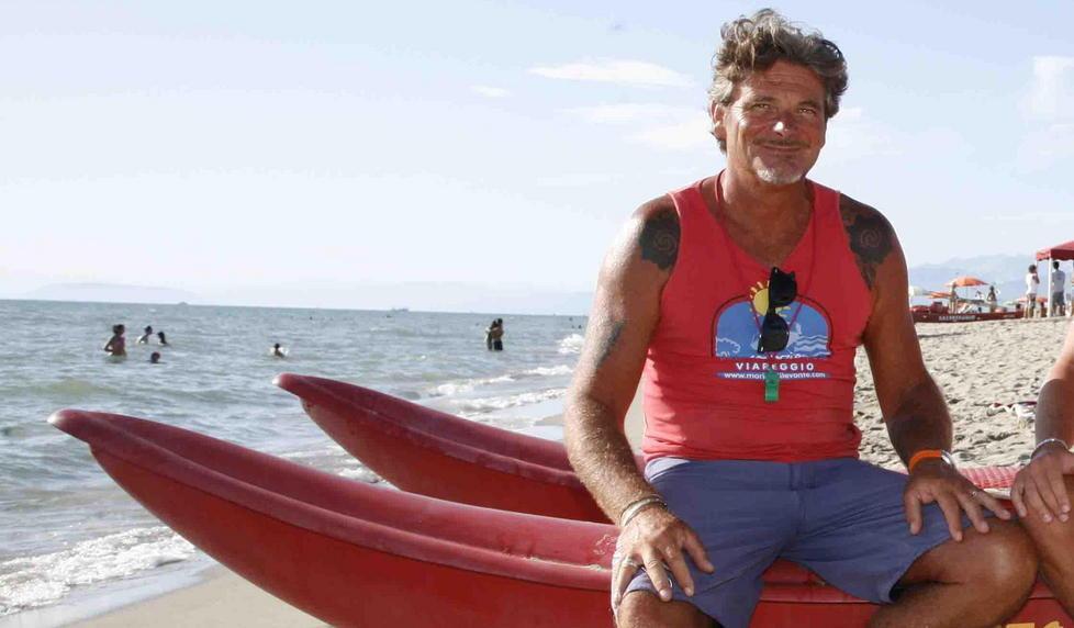 In spiaggia i nuovi italiani «Aiutiamoli a capire i rischi» 