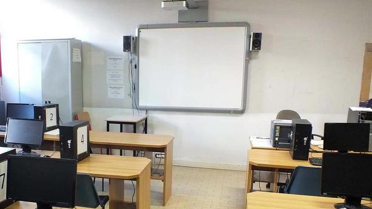 Ipc non sicuro, per la maturità bisogna trasferirsi a Ragioneria