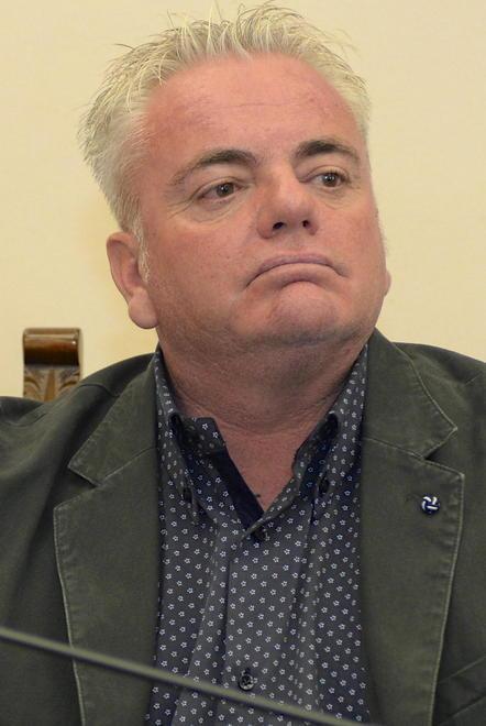 Marrini: «Troppo traffico nella zona del mercato»