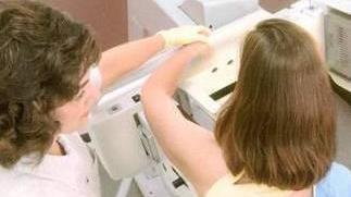 L’équipe di Massa in aiuto delle donne più a rischio