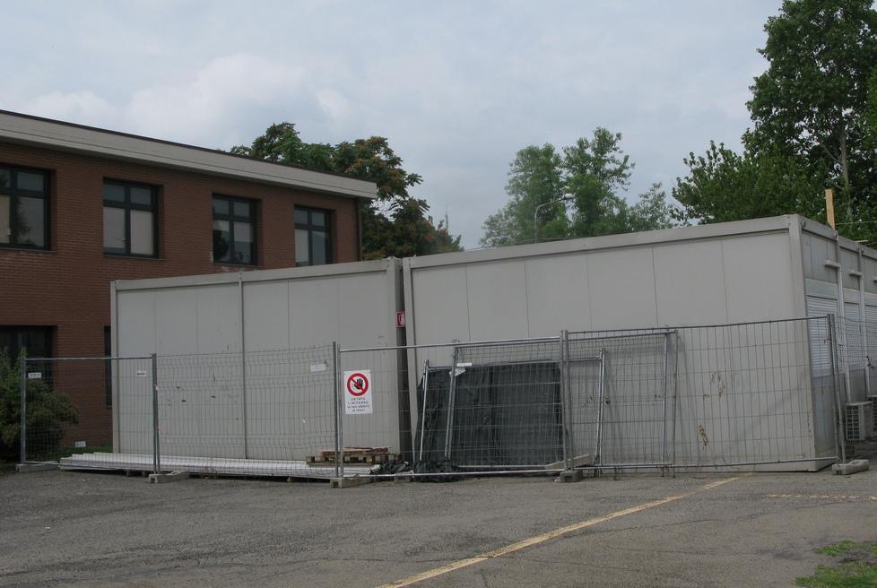 Le aule container dal “Meucci” trasferite al liceo
