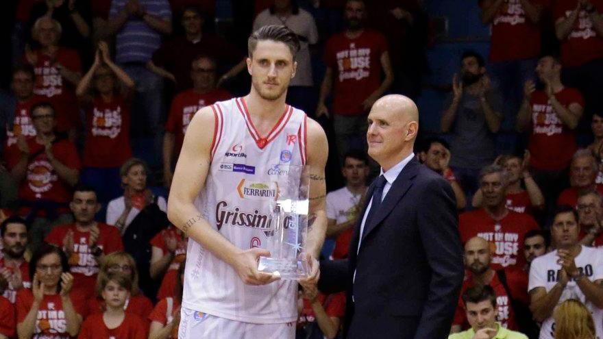 Polonara miglior rimbalzista in finale