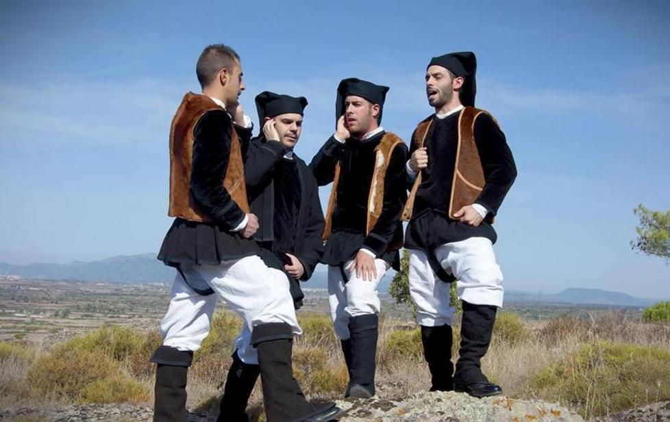 Sassari, con Abetonende il folk diventa trendy 