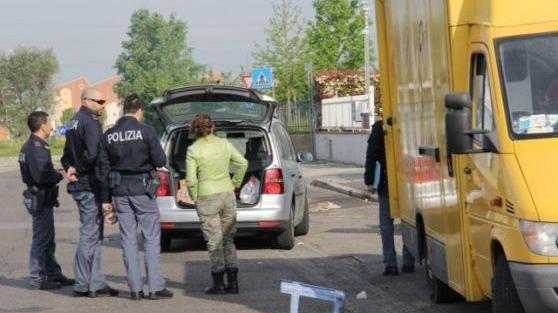 Le indagini per l'investimento e l'uccisione del rapinatore Vito Sacco (foto Batavia)