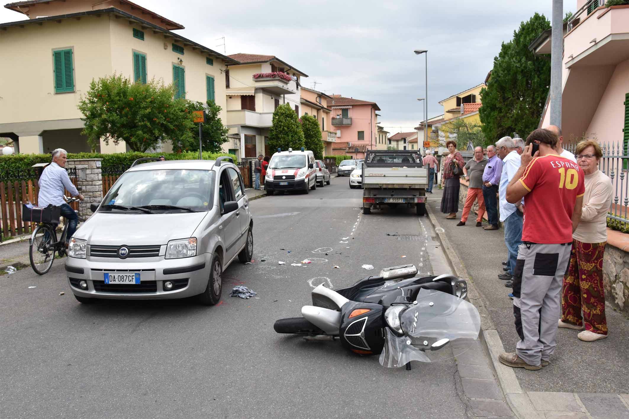 I veicoli coinvolti nell'incidente (Foto Agenzia Carlo Sestini)