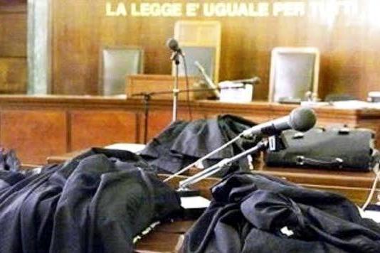Giovane a processo denunciato dalla ex per violenza sessuale