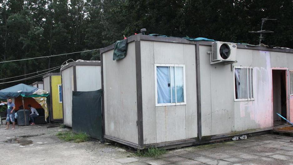 Appello dei rom al sindaco «Venga a parlare con noi»