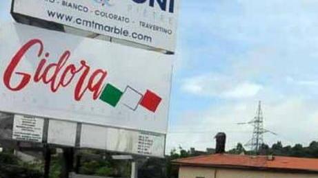 Marmo e lastre? Una cosa da donne (anche con i tacchi)
