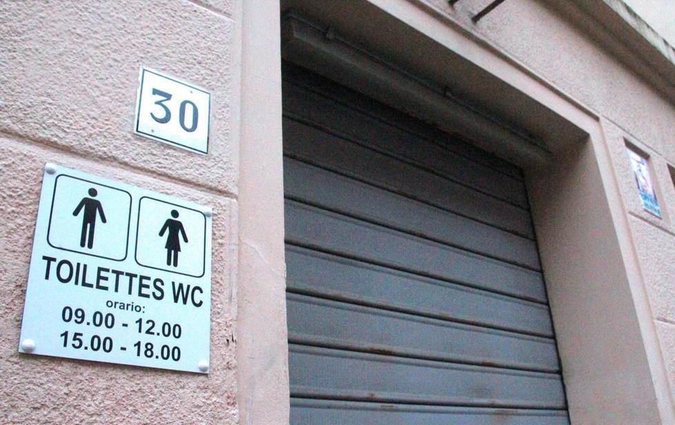 Tre bagni pubblici a Livorno, ecco il via libera 