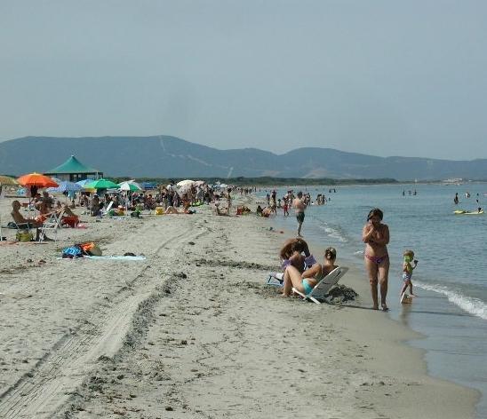 Arborea, spiagge sicure Parte il salvamento a mare 