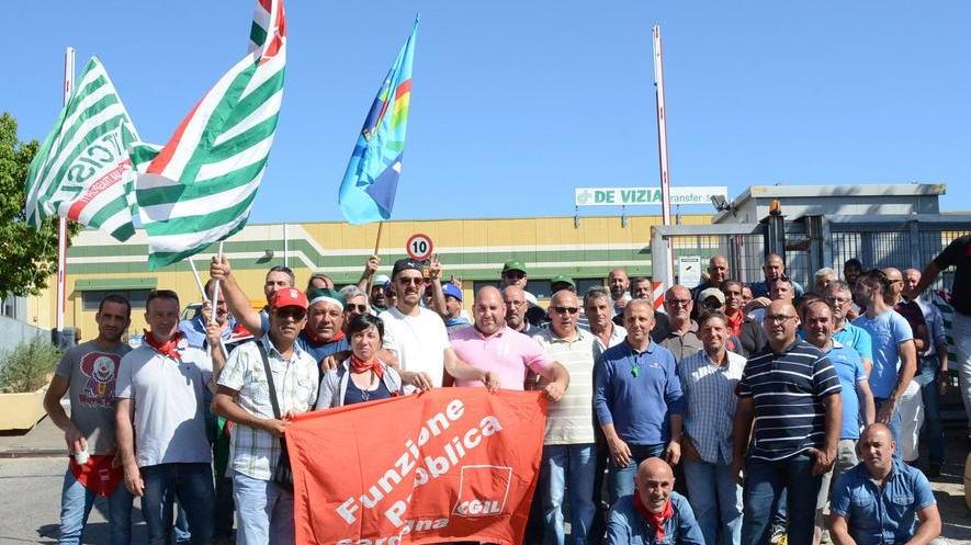 Ambiente e rifiuti, nuovo sciopero e sit in alla DeVizia
