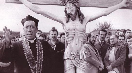 Troupe francese cacciata dalla chiesa di Brescello