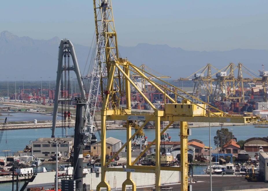 Porto di Livorno più sicuro: calano gli infortuni sul lavoro 