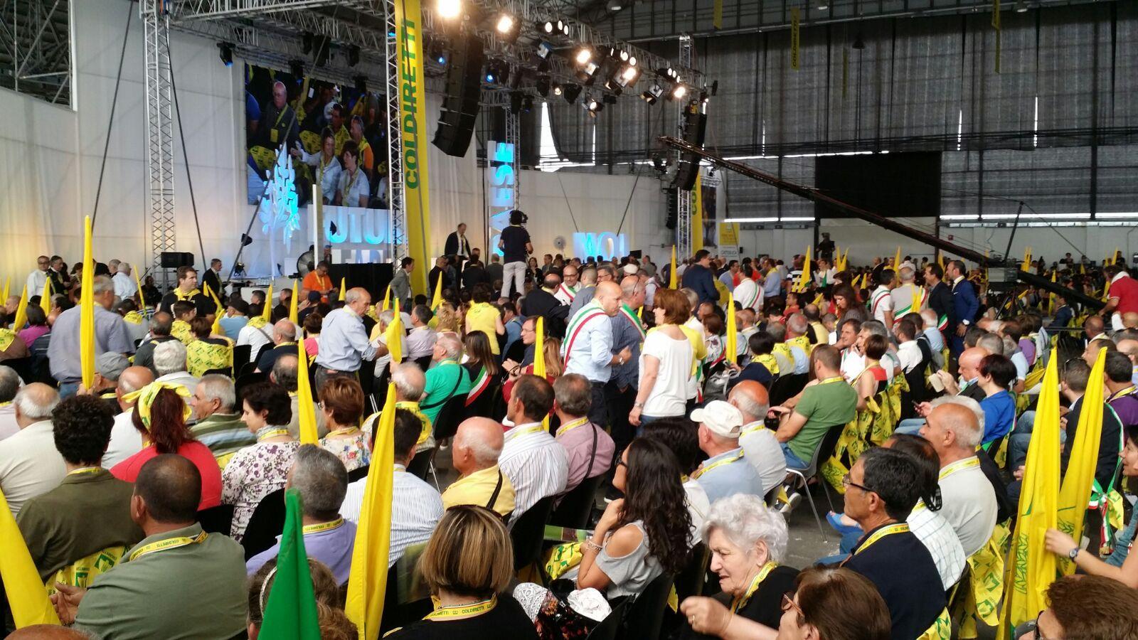 La protesta dei pastori in fiera a Cagliari (foto Mario Rosas)