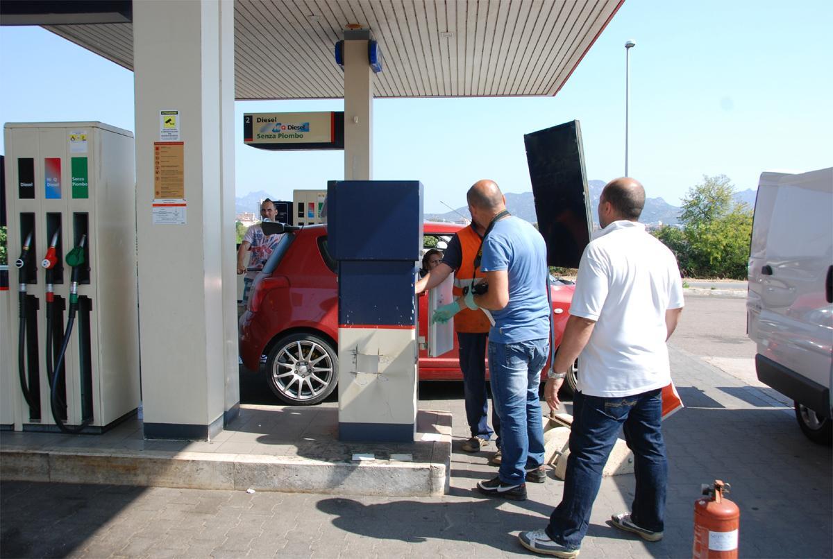 Olbia, titolare di un distributore di benzina rapinata dell'incasso