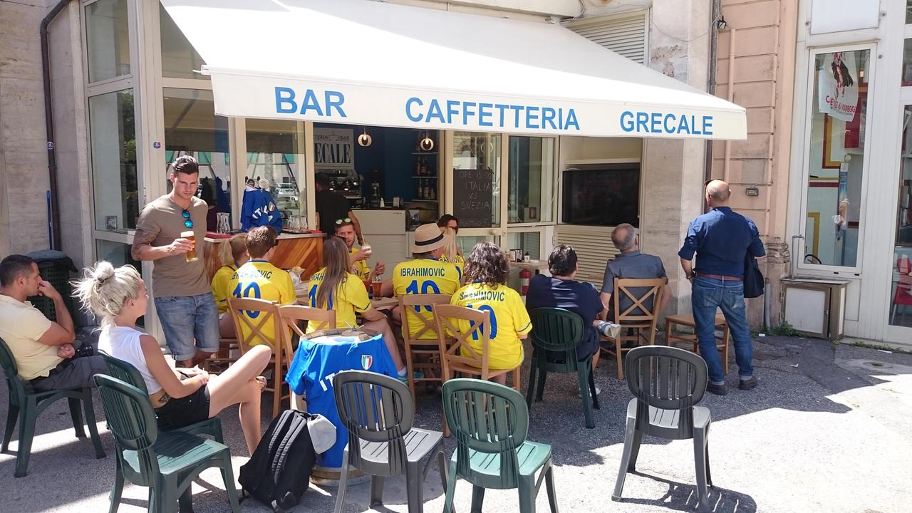 I tifosi svedesi che hanno assistito alla sfida fra Italia e Svezia al Molo