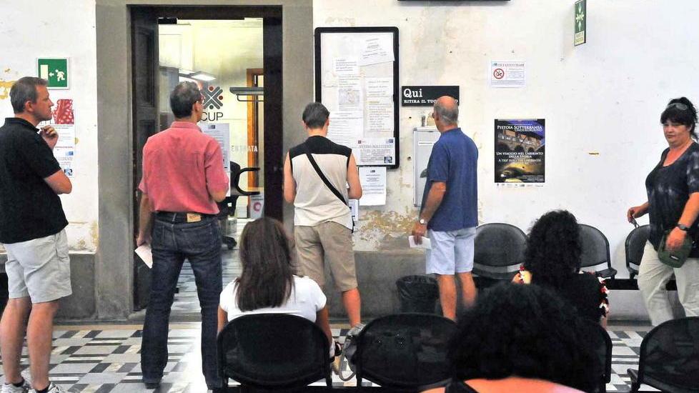 Sono 22 i dipendenti Asl sospesi dal servizio