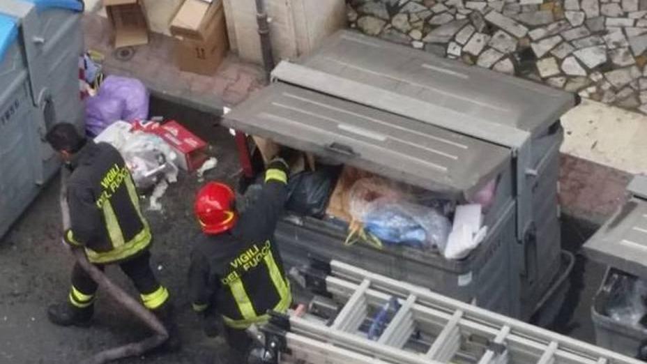 Sciopero di Sei, rifiuti ammassati
