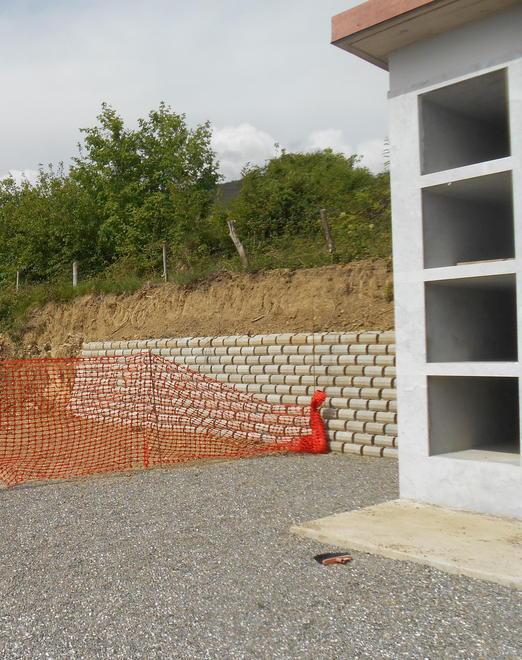 «Caos al cimitero di Panicale»: Martelloni attacca Manenti