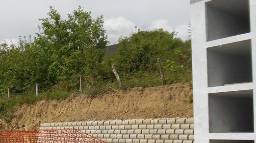«Caos al cimitero di Panicale»: Martelloni attacca Manenti