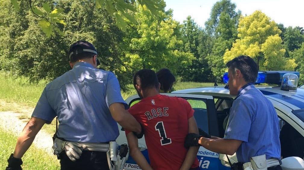 Modena, preso lo scippatore dell'anziana