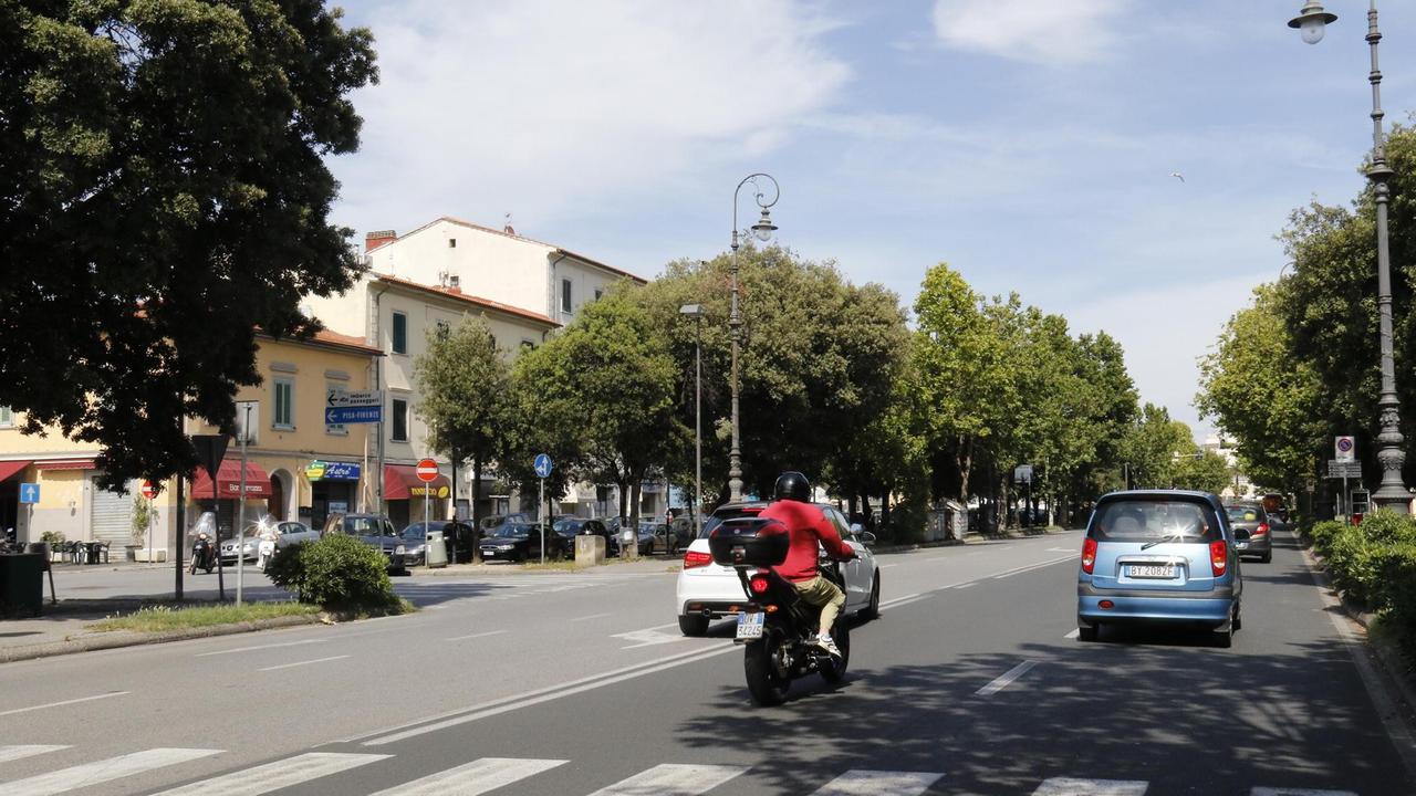 Troppi incidenti sul viale Carducci, ecco due semafori