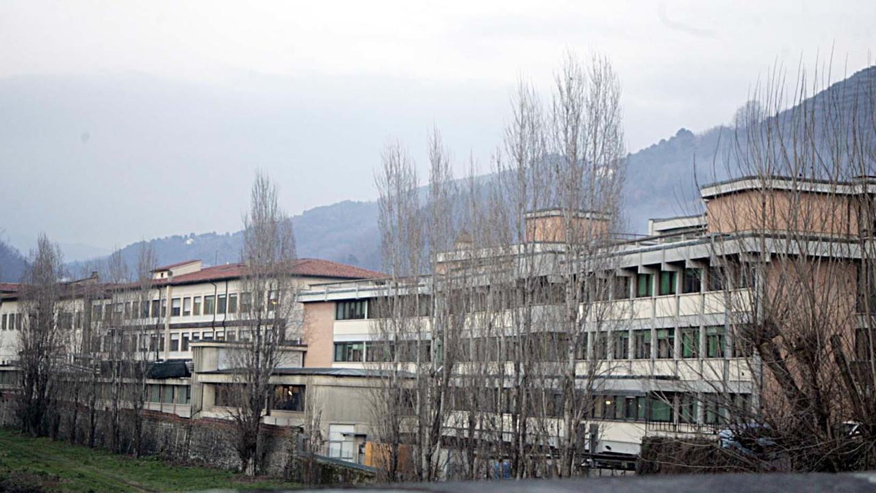 Ospedale di Pescia invaso dalle zanzare
