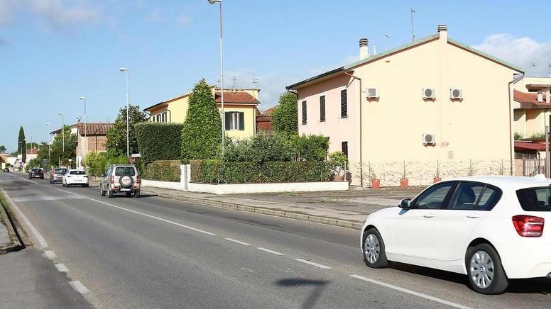 Ciclista investito da un camion a Careggi con Pegaso: gravissimo