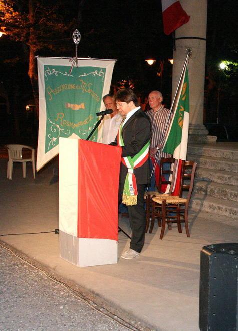 In piazza Garibaldi il ricordo del terribile eccidio di Vada