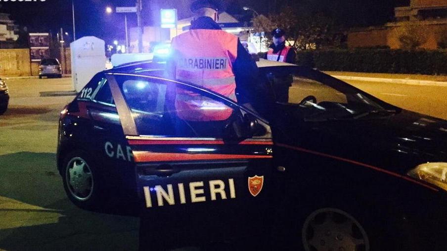 Spacciava hashish e marijuana Ventiquattrenne in manette