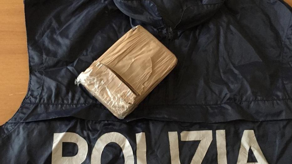 In auto con l’eroina La squadra mobile arresta due corrieri