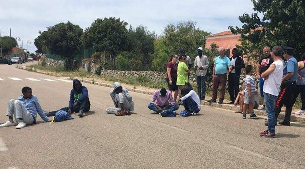 I migranti della protesta lascianoTrinità