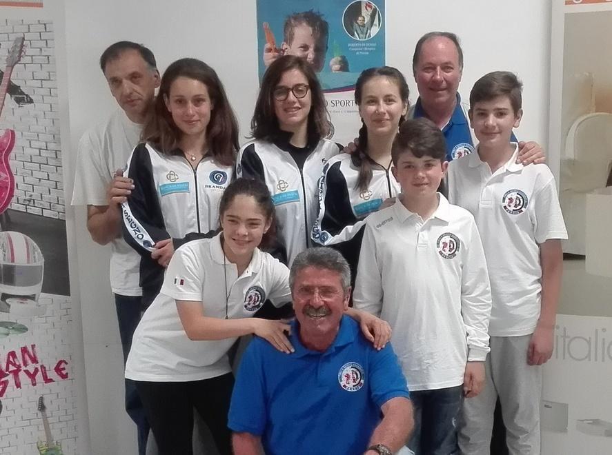 Gli atleti del Tiro a segno sezione di Pescia