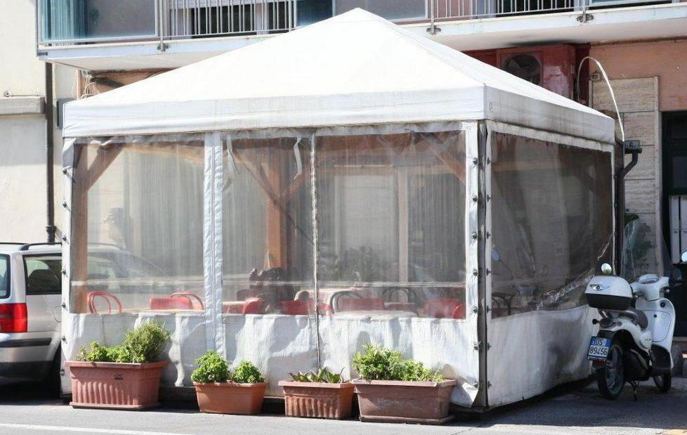 Verande da rimuovere, scattano i controlli 