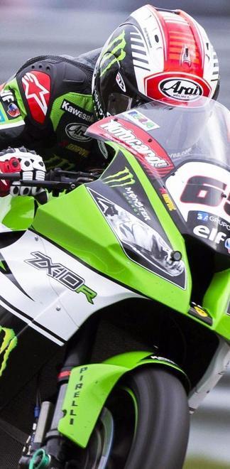 Superbike, Rea vince ancora e allunga, Giugliano è terzo