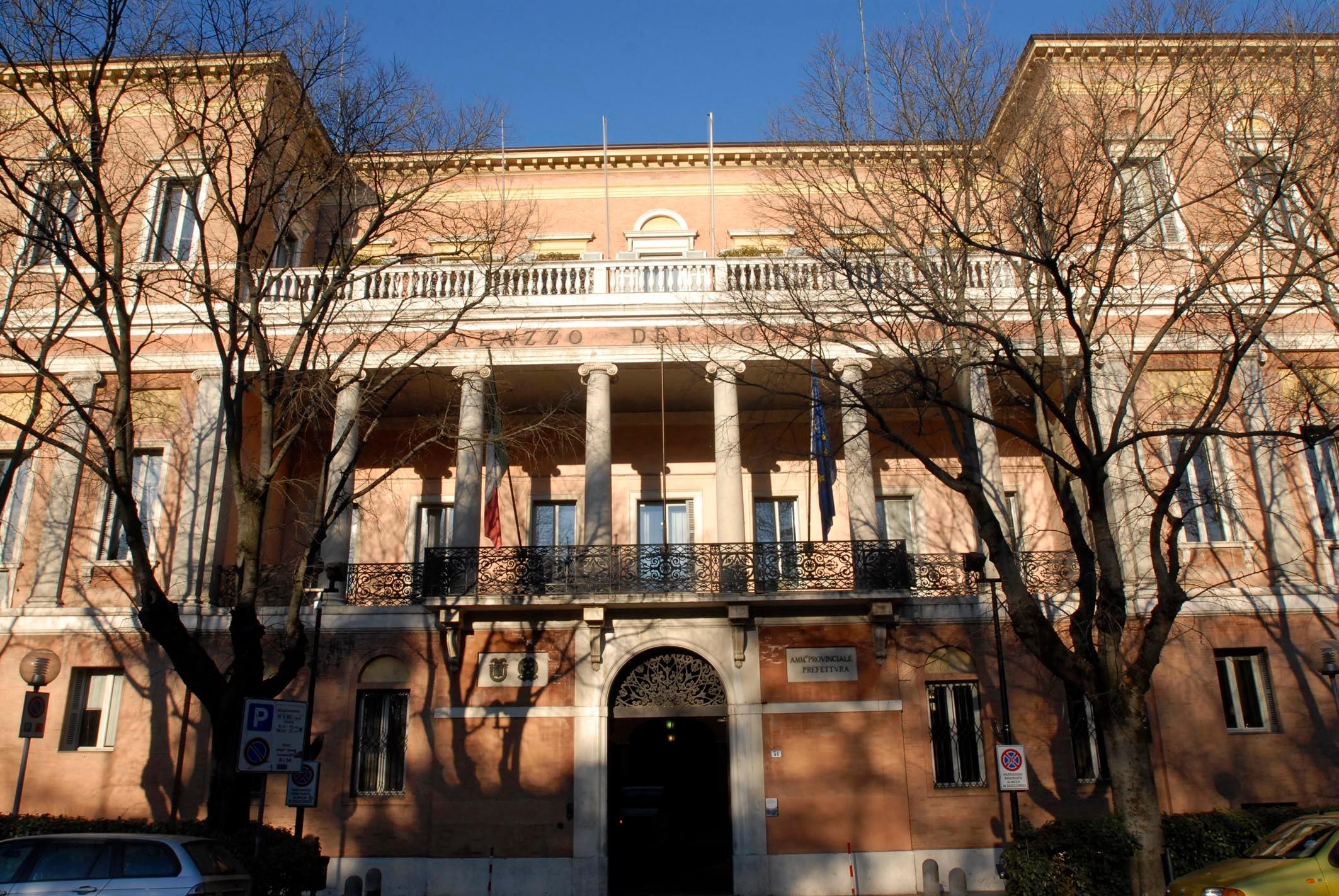 Il palazzo della Prefettura