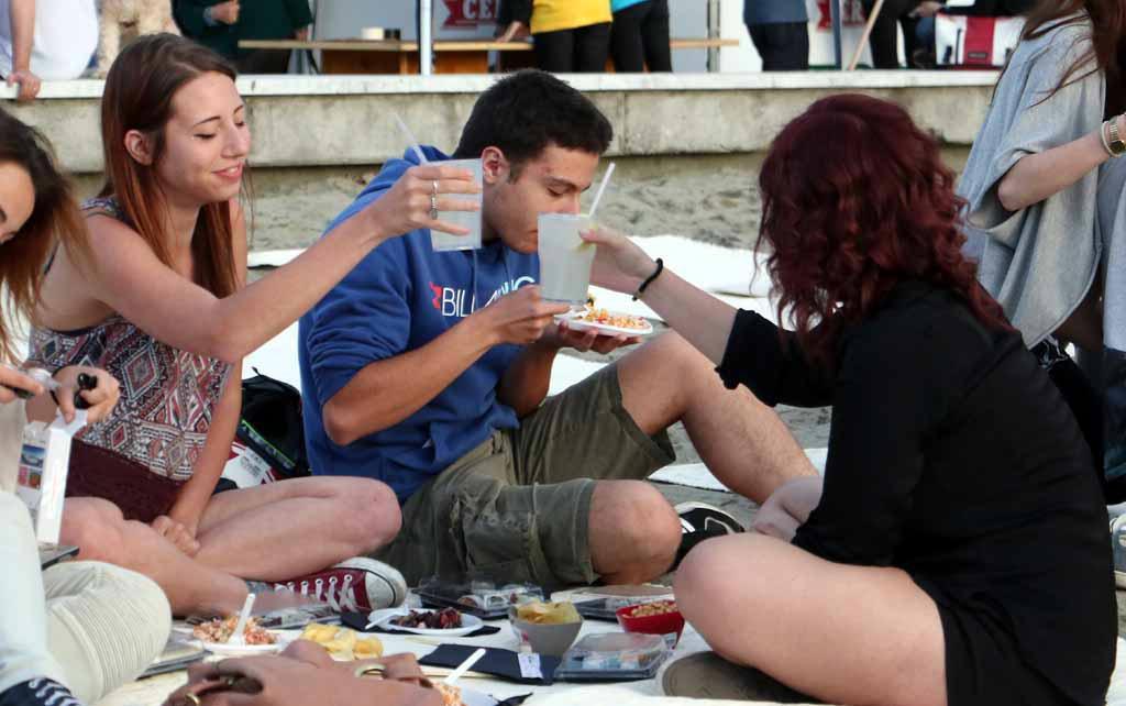 Sushi aperitivo in spiaggia