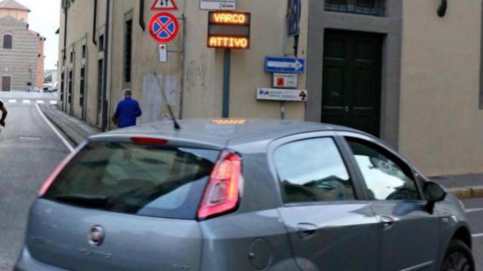 Dalla Ztl ai rifiuti i commercianti riuniscono il rione