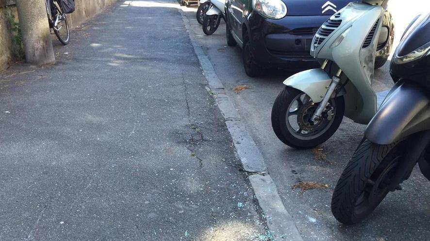 Ladro danneggia sei auto: arrestato