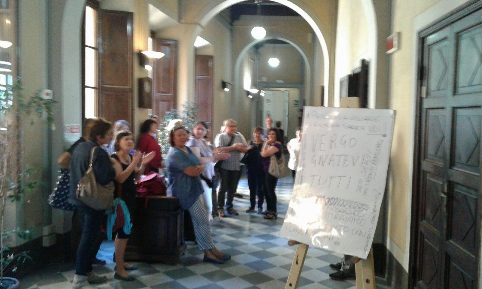Dopo l'assemblea occupato il piano dove c'è la stanza  del sindaco in Comune 