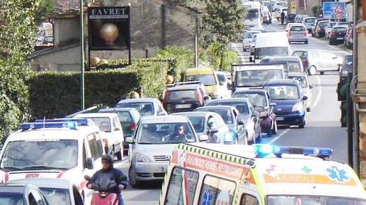 Apre il cantiere, scatta la protesta
