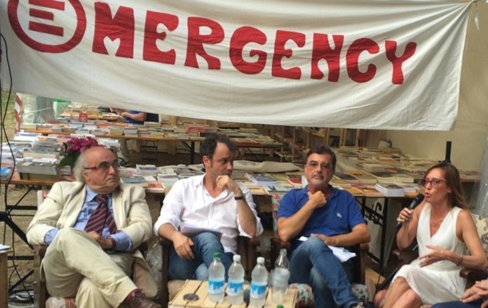 Da destra: Ilaria Cucchi e Fabio Anselmo ospiti a Ferrara di Emergency Days