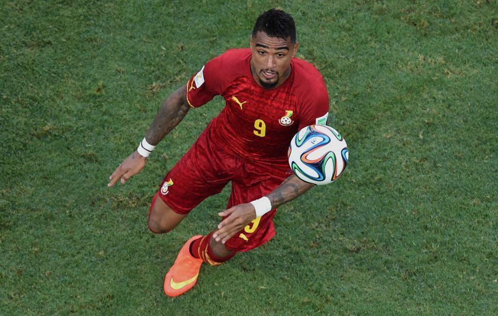 Boateng sposa Melissa e poi gioca col Cagliari? La società dice no 